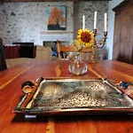 Le Temps Serein Et Tables D'hote Bed & Breakfast *